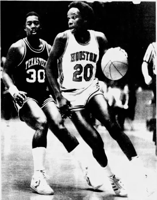 1982 Rob Williams over Tech Feb 3 » GoCoogs.com